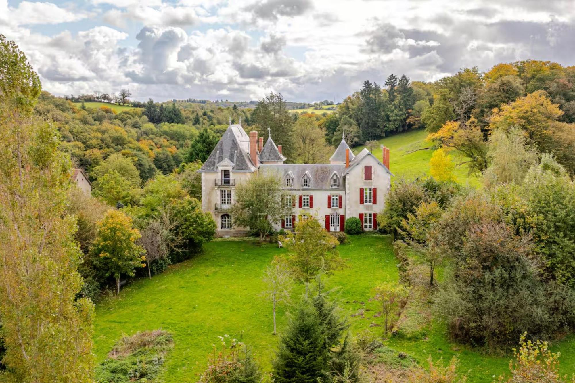 Château de la Combe La Celle  Extérieur photo