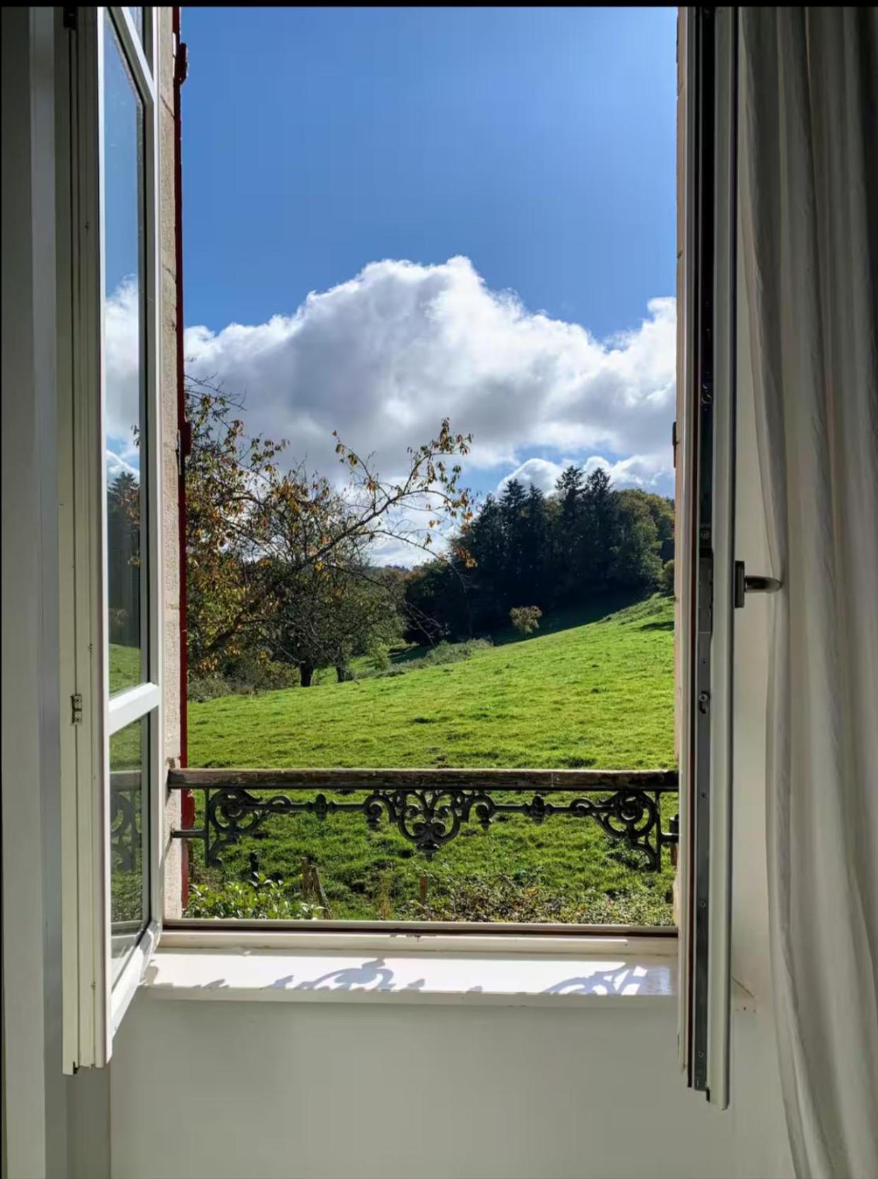 Château de la Combe La Celle  Extérieur photo